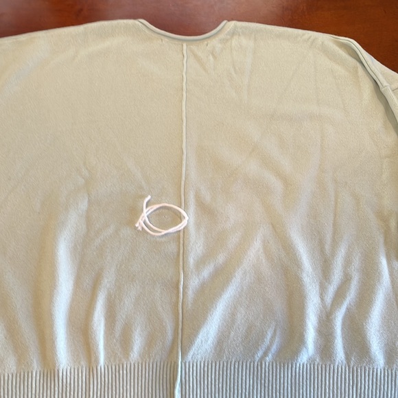French connection Light blue sweater large - Picture 8 of 9